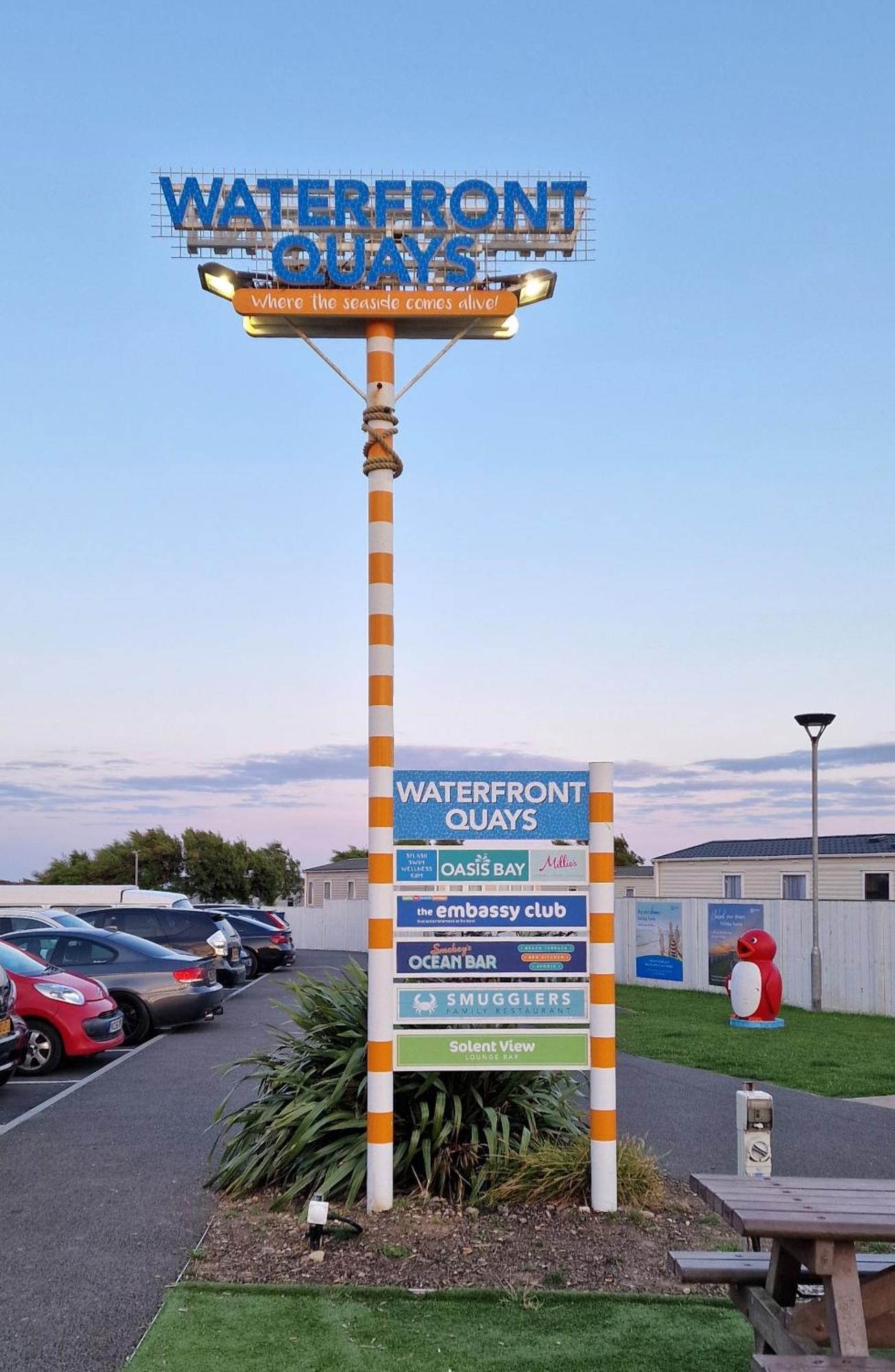 The Burrows Holiday Caravan, Seal Bay Selsey Exterior photo